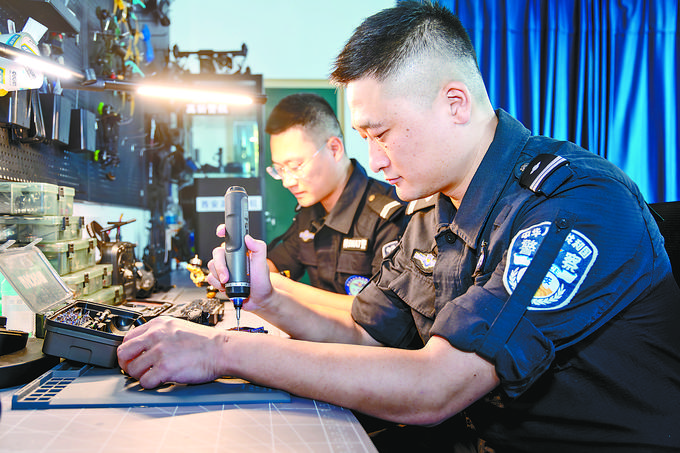 “空中警察”为治安防控插上“智慧之翼”